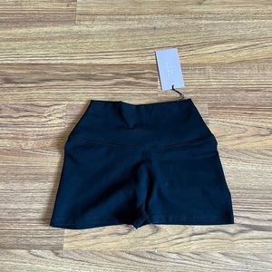 Crop Shop Boutique short color Black size S